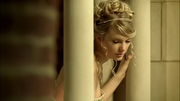 Love Story Lyrics by Taylor Swift (with Guitar Chords)